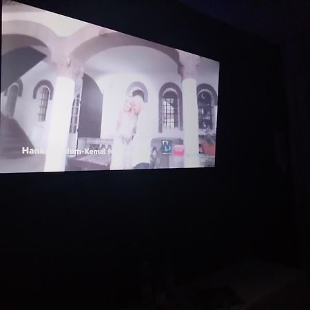 トゥズラApartman De Luxeアパートメント エクステリア 写真